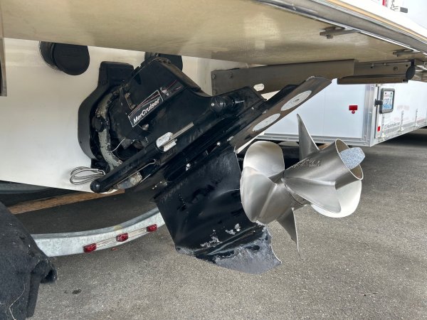 Used 2010 Cobalt 262 for sale